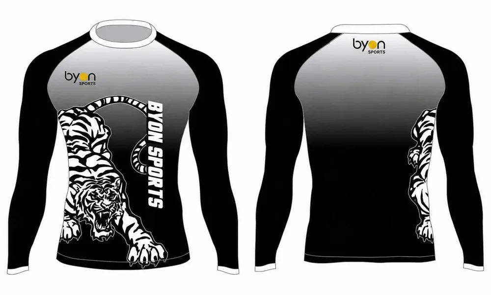 100% poliestere sublimazione uomo personalizzato MMA rash guard