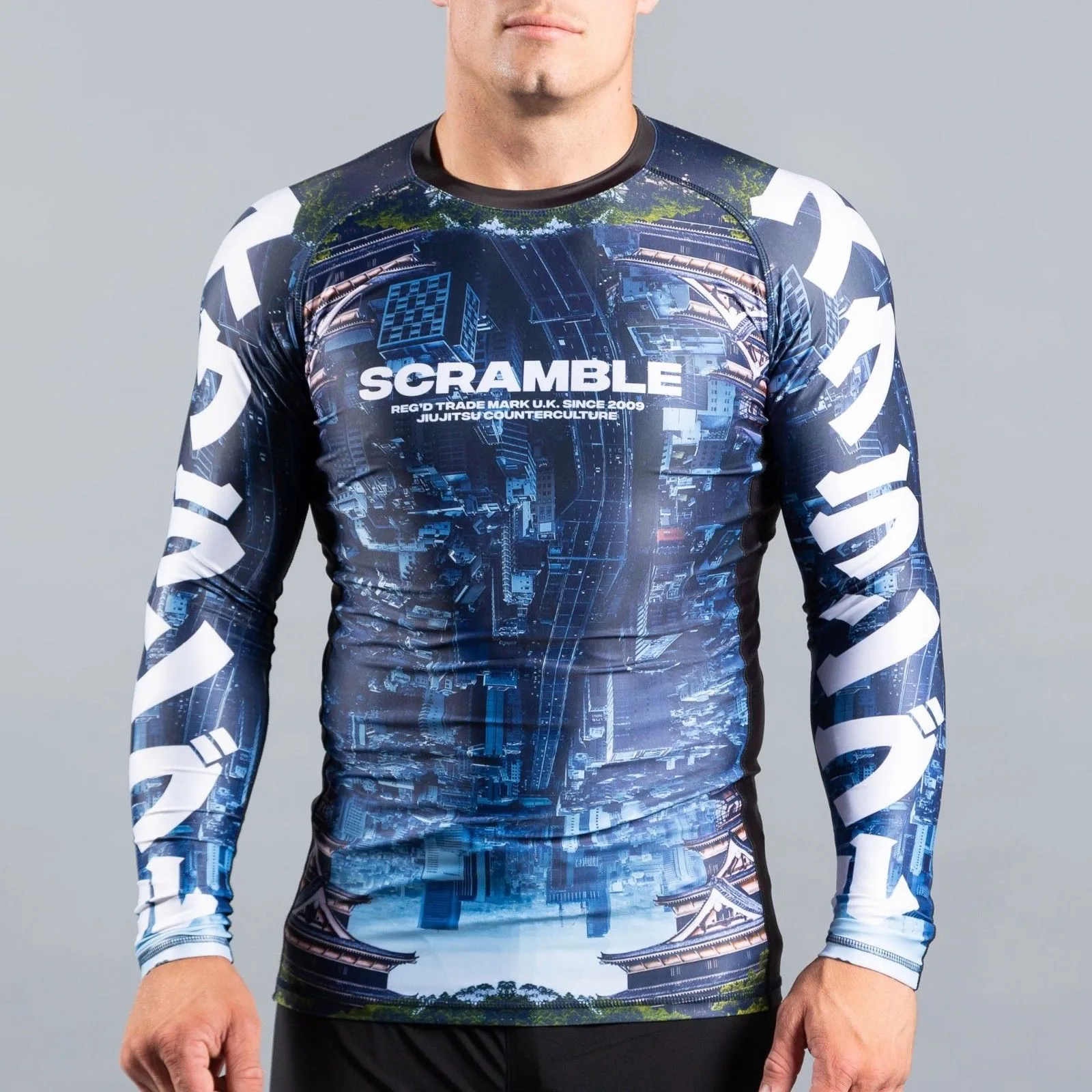 BJJ rash guard features