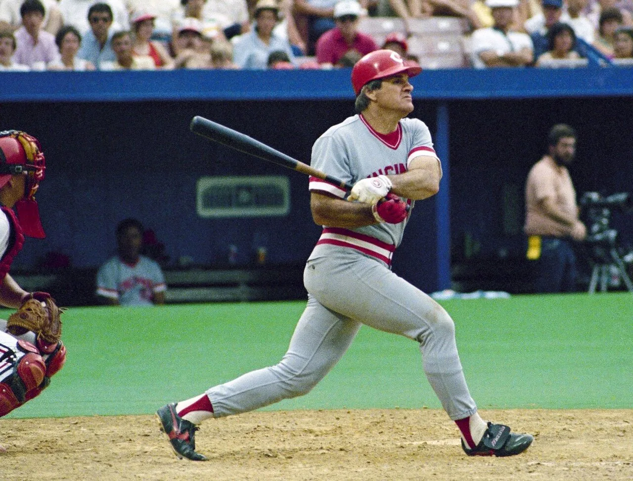 Giocatore di baseball con un'uniforme personalizzata