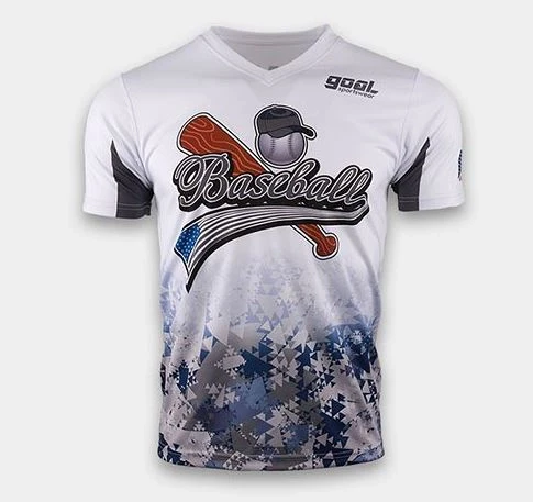 Equipo y jugador etiquetando en una camiseta de béisbol sublimada