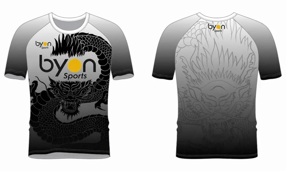 Sottolimazione di alta qualità personalizzato giovanili V-collo personalizzato MMA rash guards